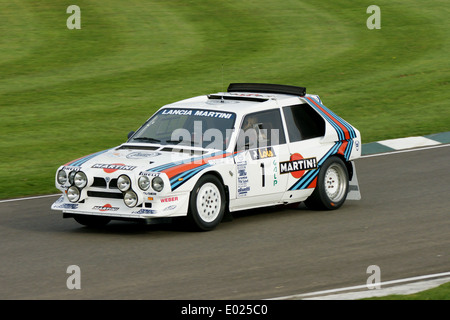 Lancia Delta S4 Gruppe B Rallye-Auto demonstriert und Goodwood Members Meeting Stockfoto