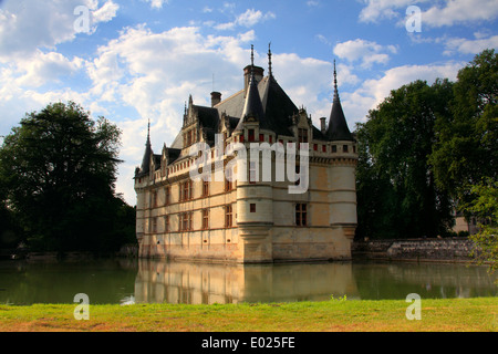 Foto von Chateau Azay-le-Rideau, auf einer Insel im Fluss Indre, Loire Tal, Frankreich Stockfoto