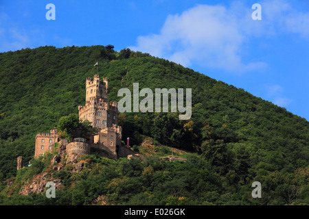 Foto von Burg Sooneck an der äußersten Spitze des bald Wald oberhalb niederheimbach am Rhein in Deutschland Stockfoto