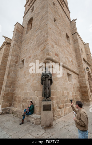 San Pedro de Alcantara-Statue in Cáceres, Extremadura, Spanien, Europa Stockfoto