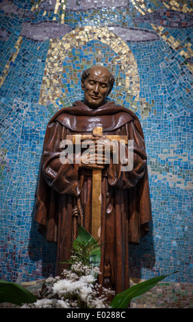 San Pedro de Alcantara-Statue an der El Palancar Convent Pedroso de Acim, Cáceres, Extremadura, Spanien, Europa Stockfoto