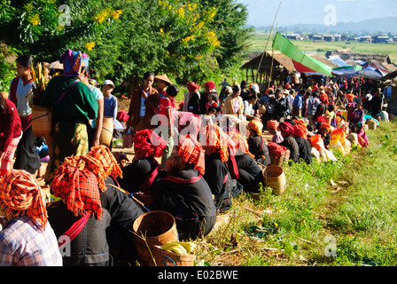 Morgenmarkt in Thaung Tho, Inle-See Stockfoto