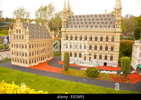 UK, Windsor, Legoland, Familie Freizeitpark, Gebäude anzeigen. Stockfoto