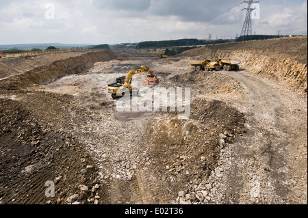 Wegbau im Gange auf Verbesserungen an den A465 Köpfen der Täler-Straße an Ebbw Vale oder Gwent South Wales UK Stockfoto