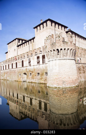 Sanvitale Schloss im Zentrum der mittelalterlichen alten Stadt Werke, in der Nähe von Parma, Emilia Romagna, Italien Stockfoto