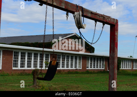 Verlassene Grundschule Gebäude in Siebenbürgen, Louisiana. Stockfoto