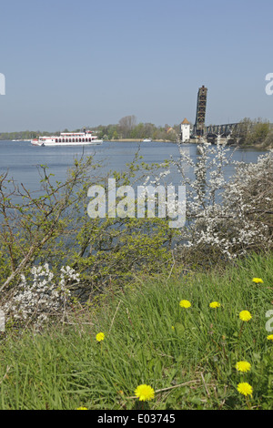 die neue Raddampfer ´Schlei Princess´ Unruhbrücke, Lindau, Ostsee Fjord Schlei, Schleswig-Holstein, Deutschland Stockfoto