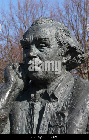 Denkmal für Gustav Ernesaks (1908-1993) in Tallinn, Estland. Stockfoto