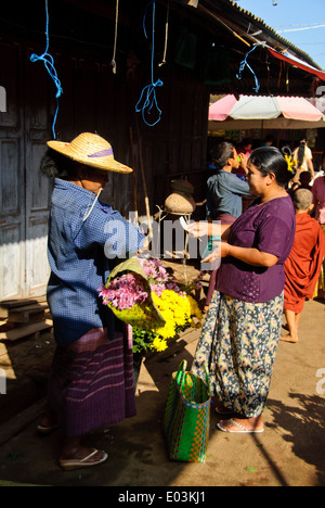 Lokalen Markt in Loi-Kaw, Kayah State in Myanmar Stockfoto