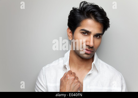 Schöner indischer Mann Stockfoto