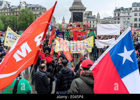 London UK, 1. Mai 2014 können Tag Demonstranten versammeln sich in Trafalgar Square für Rallye und Gewerkschafter und linke Politiker reden hören. Bildnachweis: mark Phillips/Alamy Live News Stockfoto