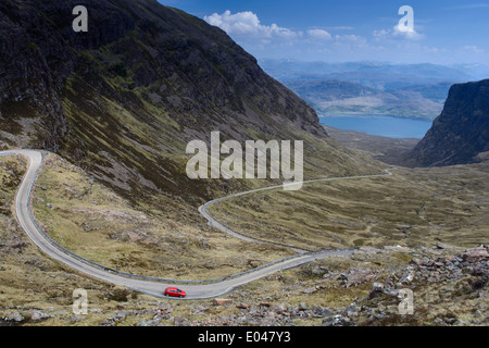 Die Bealach Na Ba-Straße im Bereich der Wester Ross, Scotland, UK Stockfoto