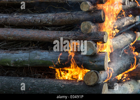 Die Verbrennung der Hexen-Feier, Bustehrad, Kladno, Tschechische Republik, viele Hexen verbrannt wurden, während des 16. Jahrhunderts Stockfoto