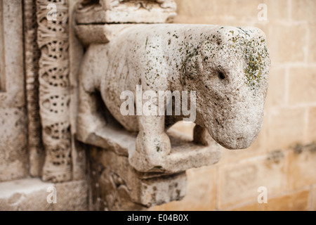 Architektonische Details einer antiken Kirche befindet sich in Grottaglie, Italien Stockfoto