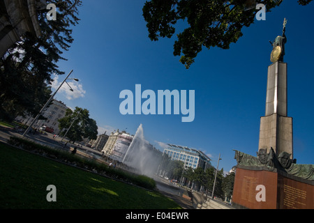 Durfte, Heldendenkmal der Roten Armee, Schwarzenbergplatz, Wien, Österreich Stockfoto