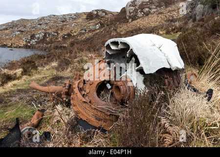 Trümmer von einer B - 24H Liberator Bomber am 13. Juni 1945 im Märchen Lochs, Sidhean Mor, Gairloch Schottland abgestürzt Stockfoto