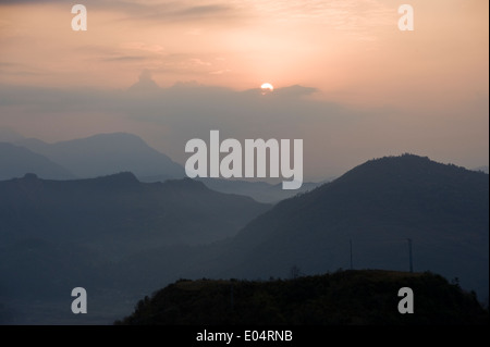 Sonnenaufgang am Sarangkot, Pokhara, Nepal. Stockfoto