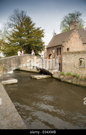 Bonifacius Brücke und Kanal in Brügge Stockfoto