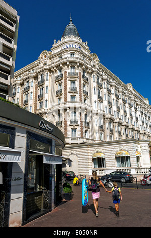 Europa, Frankreich, Alpes-Maritimes Cannes. La Croisette, Carlton Palasthotel. Stockfoto