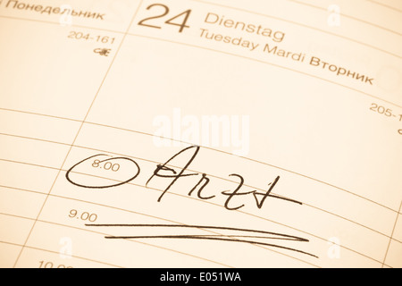 Ein Termin in einem Kalender eingetragen: Zahnarzt, Ein Termin ist in Einem Kalender Eingetragen: Zahnarzt Stockfoto