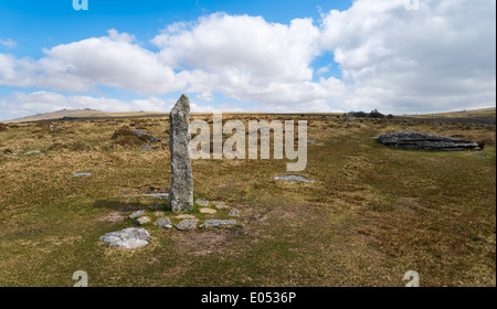 Stehenden Stein am Merrivale auf Dartmoor in Devon Stockfoto