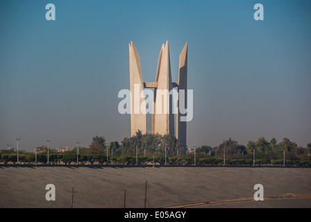 High Dam Denkmal - Lotus-Turm, Assuan, Ägypten Stockfoto