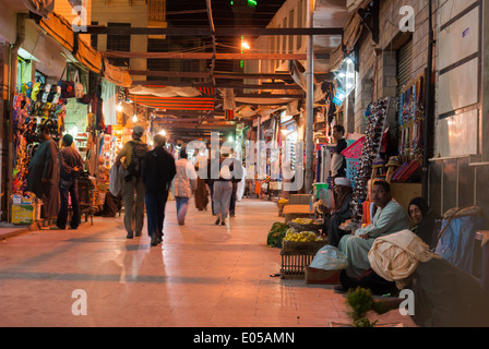 Assuan-Souk von Nacht, Aswan, Oberägypten Stockfoto