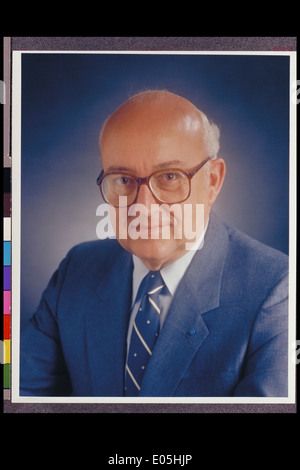 Porträt von Clarence 'Sy' Syvertson, Direktor des Ames Research Center 1978-1984 Stockfoto