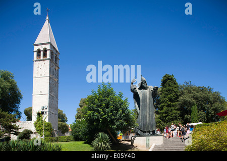 alte Kirche und Statue von Bischof Gregor von Nin, Split, Dalmatien, Kroatien, Europa Stockfoto