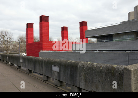 Die Schuppen auf das Nationaltheater, Southbank, London entworfen von Haworth Tompkins Architekten im Jahr 2013 Stockfoto