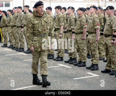 Ayr, Schottland, Vereinigtes Königreich. 3. Mai 2014.   Prince Charles besucht Ayr um Salute von Ayrshire Yeomanry um ihre Freiheit Ayr Parade statt, die Platz für Tag nahm. Bildnachweis: Maurice Morwood/Alamy Live-Nachrichten Stockfoto