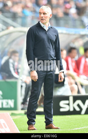 Hamburg, Hamburg, Deutschland. 3. Mai 2014. Trainer Mirko Slomka Hamburg während der Bundesliga-Spiel zwischen dem Hamburger SV und FC Bayern bei Imtech-Arena am 3. Mai 2014 in Hamburg, Deutschland. (Foto von Ulrich Roth) Bildnachweis: Ulrich Roth/NurPhoto/ZUMAPRESS.com/Alamy Live-Nachrichten Stockfoto