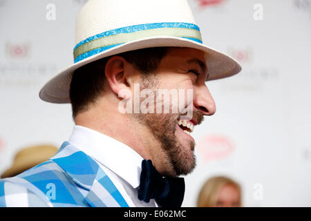 Louisville, KY, USA. 3. Mai 2014. Joey Fatone auf dem roten Teppich beim Kentucky Derby in Churchill Downs 3. Mai 2014 in Louisville, Kentucky Foto von Amy Wallot © Lexington Herald-Leader/ZUMAPRESS.com/Alamy Live-Nachrichten Stockfoto