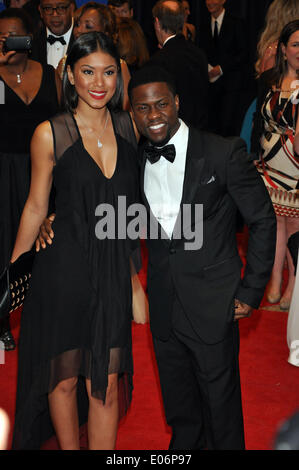 Washington, DC, USA. 3. Mai 2014. Komiker KEVIN HART und ENIKO PARRISH die 100. jährliche White House Correspondents' Association Dinner im Washington Hilton angekommen. © Tina Fultz/ZUMAPRESS.com/Alamy Live-Nachrichten Stockfoto