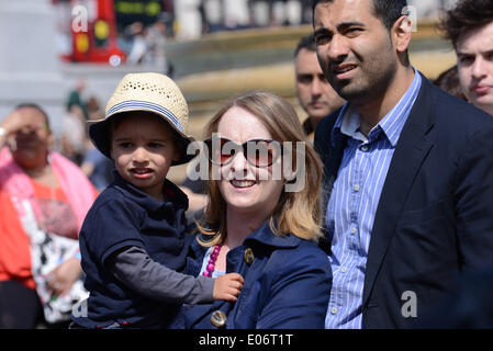 London, UK. 4. Mai 2014. Vaisakhi Feiern auf dem Trafalgar Square. Credit: Foto: siehe Li/Alamy Live News Stockfoto