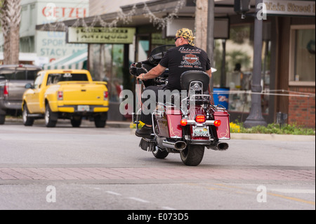 Main Street Leesburg, Florida während der 2014 Leesburg Bikefest jährlichen Motorrad-Rallye Stockfoto