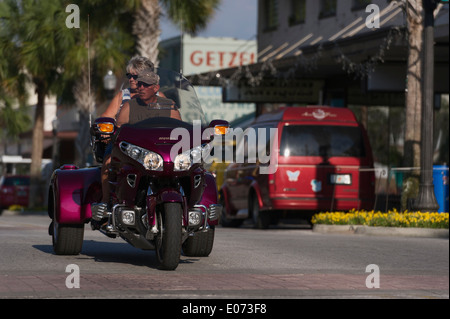 Main Street Leesburg, Florida während der 2014 Leesburg Bikefest jährlichen Motorrad-Rallye Stockfoto