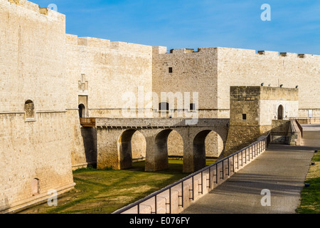 Die Burg von Barletta, liegt eine Stadt im Süden von Italien Stockfoto