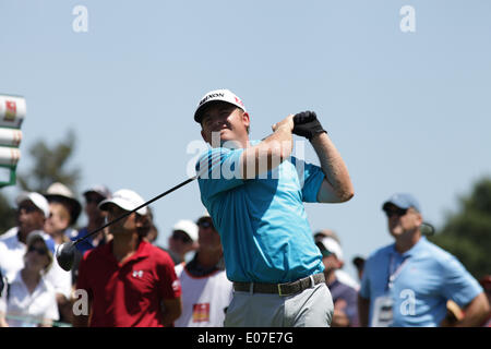 Charlotte, North Carolina, USA. 4. Mai 2014. J.b. HOLMES Abschlag auf das 4. Loch Sonntag während der Endrunde der Wells Fargo Championship im Quail Hollow Country Club in Charlotte, North Carolina. © Matt Roberts/ZUMAPRESS.com/Alamy Live-Nachrichten Stockfoto