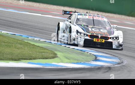 Hockenheim, Deutschland. 4. Mai 2014. Deutschen DTM-Rennfahrer Marco Wittmann BMW Team RMG Rennen seine BMW M4 im ersten Rennen der Deutschen Tourenwagen Masters Saison auf Rennstrecke Hockenheimring in Hockenheim, Deutschland, 4. Mai 2014. Foto: Uwe Anspach/Dpa/Alamy Live News Stockfoto