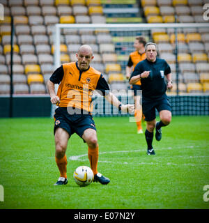 Wolverhampton, UK. 5. Mai 2014. Jody Craddock feiert seine 10 Jahre bei den Wolverhampton Wanderers mit ein Zeugnis gegen die ehemaligen Spieler von seinem früheren Verein Sunderland, Geldbeschaffung für die Birmingham Children Hospital. Sunderland-Seite enthalten Niall Quinn und Kevin Phillips.  Bildnachweis: Paul Swinney/Alamy Live-Nachrichten Stockfoto