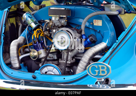 Der wunderschön maßgeschneiderten Motor eines klassischen Volkswagens "Käfer". Stockfoto