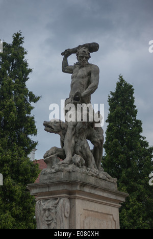 Herkules im Kampf gegen die Hydra, Pałac Branickich (Branicki Palast), Białystok (Bialystok), Podlachien, Ost-Polen Stockfoto