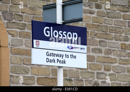 Glossop Bahnhof in Derbyshire High Peak Stockfoto