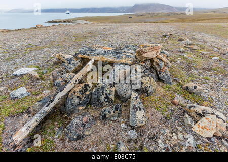 Thule Haus bleibt in Dundas Harbour, Devon-Insel, Nunavut, Kanada, Nordamerika Stockfoto