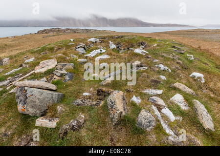 Thule Haus bleibt in Dundas Harbour, Devon-Insel, Nunavut, Kanada, Nordamerika Stockfoto