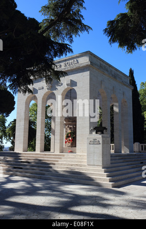 die Mausoleo Ossario Garibaldino errichtet im Jahre 1941 auf dem Gianicolo-Hügel in Rom, Italien Stockfoto