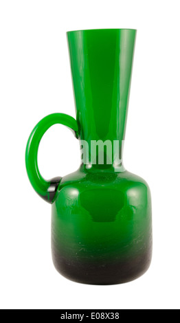 grünes Glas moderne Vase mit Griff isoliert auf weißem Background Stockfoto