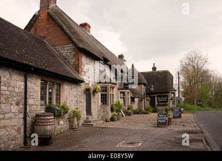 The Wagon and Horses, Beckhampton, Wiltshire, England, Großbritannien Stockfoto