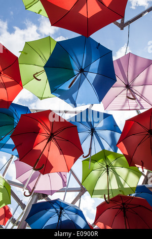 Regenschirm-Installation im Borough Market in London SE1 - UK Stockfoto